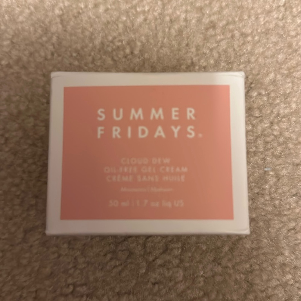 Summer Fridays Cloud Dew Oil free gel cream